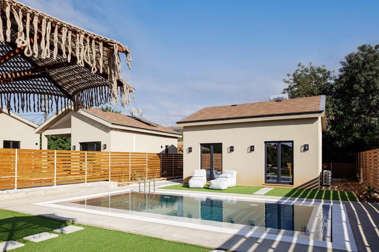 Vila Carob Villas, An Eco-friendly Hideaway Sissi